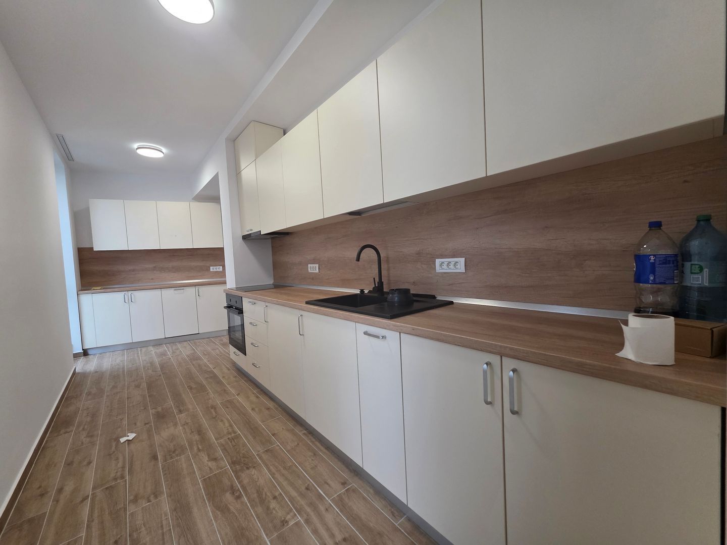 Promo paste!Apartament 4 camere de inchiriat  Armenească -Universitate - Poză 1