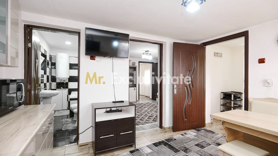 Casa  + anexa în Com.  Petresti, Sat Gherghesti - Dambovița - Poză 8