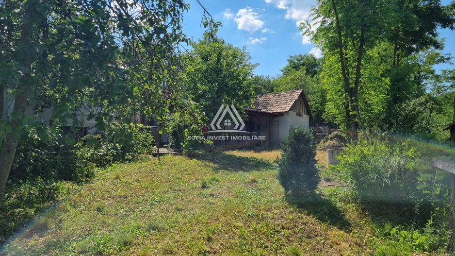 CASĂ LA ȚARĂ, SÂMBOLENI, COMUNA CAMARAȘU - Poză 10
