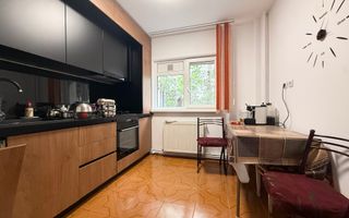 VÂNZARE 3 CAMERE | ZONA TITAN-OZANA | CENTRALA PROPRIE | 2 BĂI - Poză 10