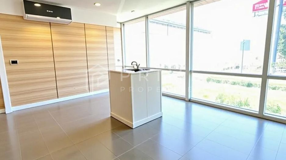 Spațiu comercial | Vitrină în L | 7 Noiembrie | Vizibilitate excelenta - Poză 3