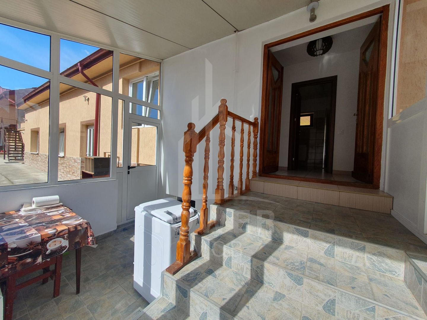 Apartament la casa de inchiriat - 3 camere - Turnisor - Poză 1