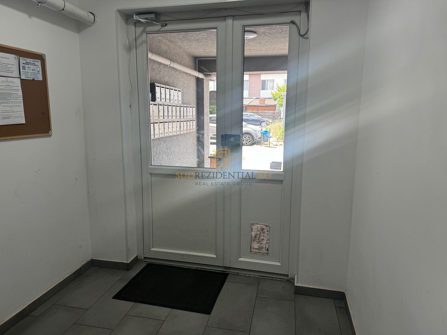APARTAMENT PREMIUM 3 CAMERE | 74 MP | CURTE PROPRIE 61 MP | MOBILAT - Poză 29