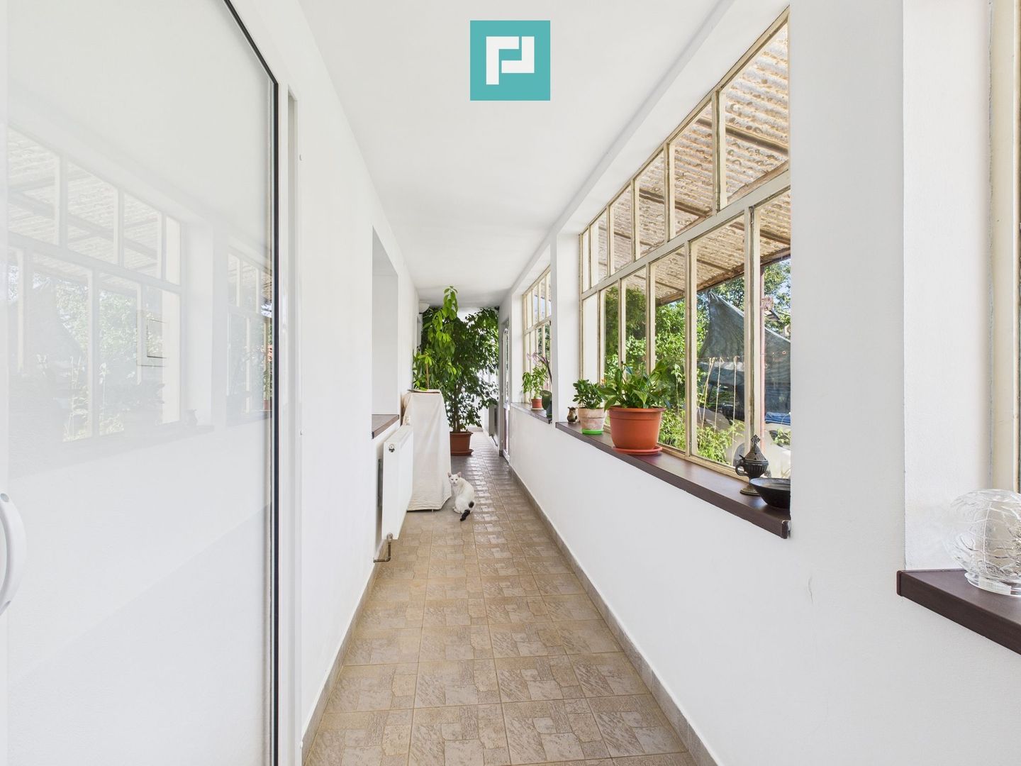 Casă 4 camere centru Vinga - Poză 12