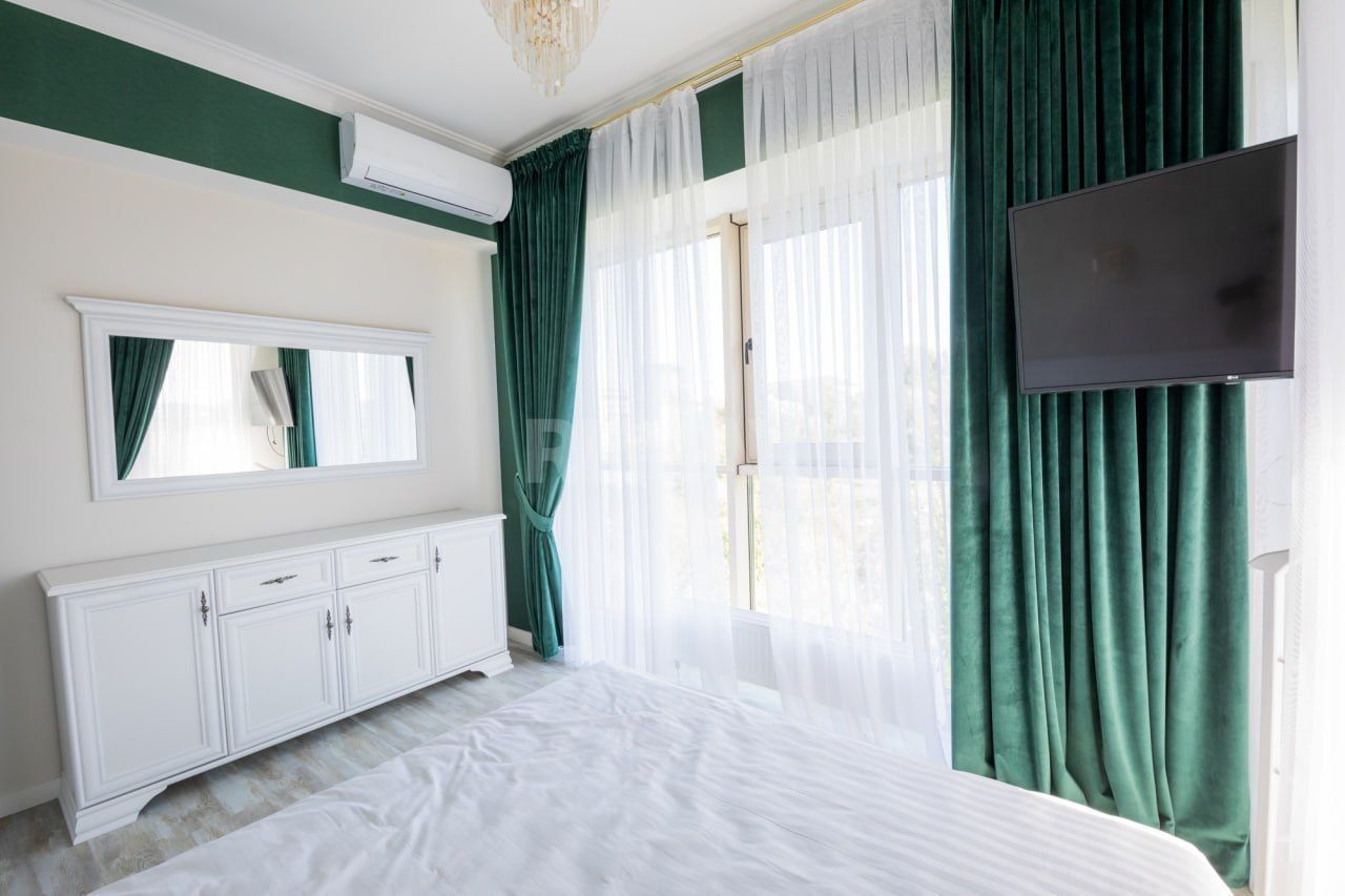 Chirie apartament Centru, Mun. Chișinău - Poză 1