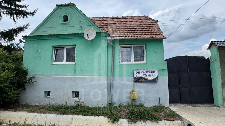 Casă spațioasă si 1790mp teren de vanzare in Hașag, la doar 30 km de Sibiu - Poză 2