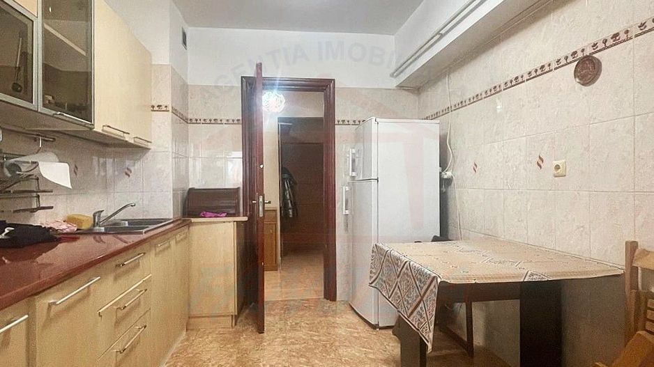 🏡 Apartament spațios 2 camere, decomandat, Mazepa – etaj 8, cu lift - Poză 1