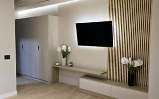 Studio Lux De Vanzare sau de Inchiriat | Vitan - Poză 1