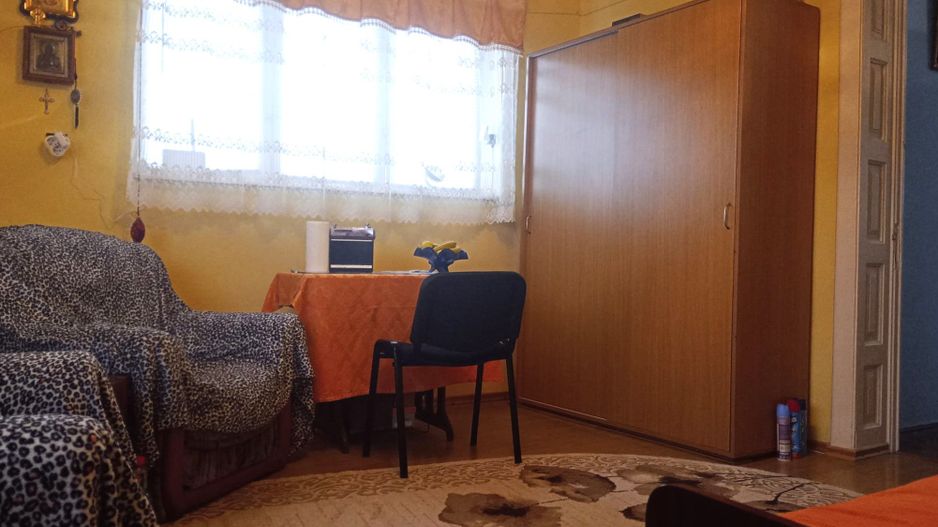 Centru! Vanzare casa cu 3 camere in centrul vechi Targoviste! - Poză 8