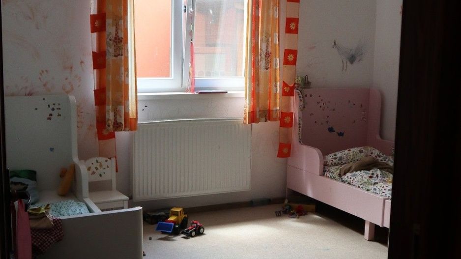 P 1151 Casă cu 4 camere în Sâncraiu de Mureș, jud. Mureș - Poză 9