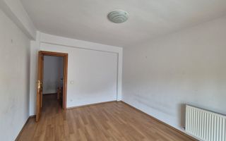 Inchiriere vila 5 dormitoare S + P + 1E + M zona Erou Iancu Nicolae - Poză 6