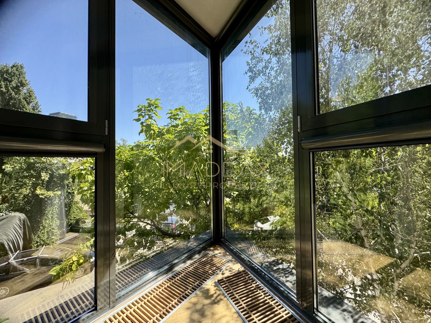 Apartament cu 4 camere *200mp* + 1 Parcare // Herastrau - Lake View - Poză 39