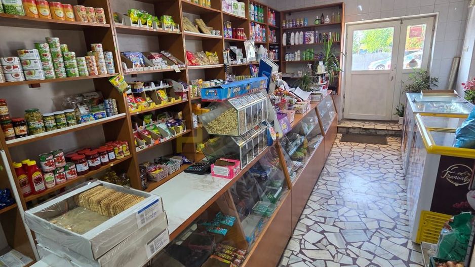 Oportunitate de vanzare Spatiu comercial, Magazin alimentar si bar - Poză 1