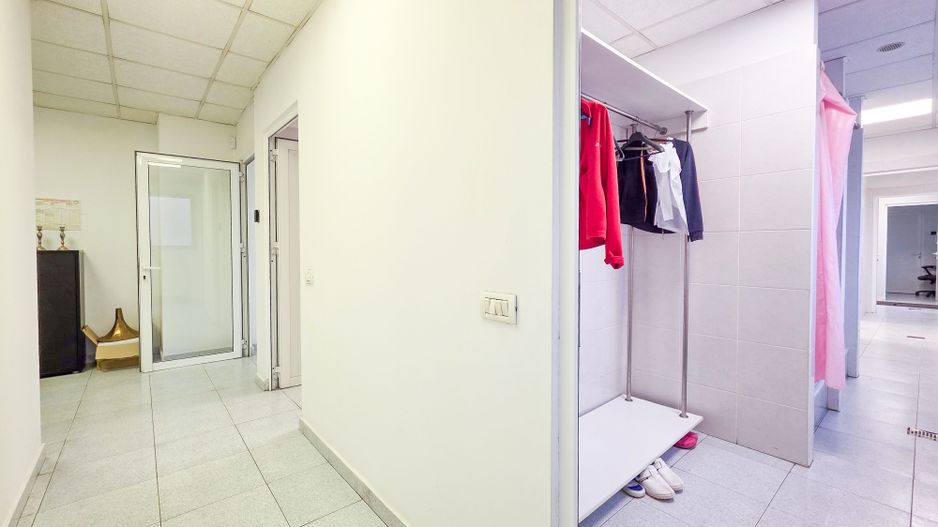 Spațiu industrial–afacere catering la cheie, teren&hală 750 mp S+P+1E - Poză 24