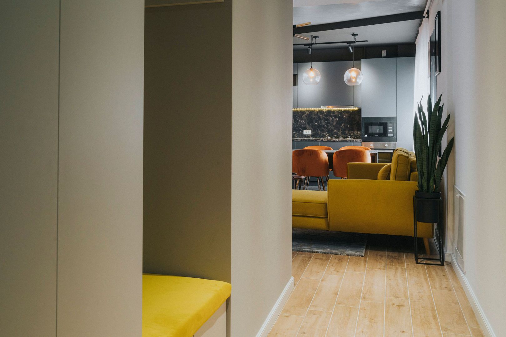 3 camere, ultracentral, Oradea. 215 000 E + TVA - Poză 10