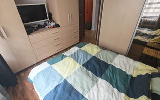 Apartament 3 camere decomandat An 1982 Anvelopat Etaj 1 Titan - Poză 3