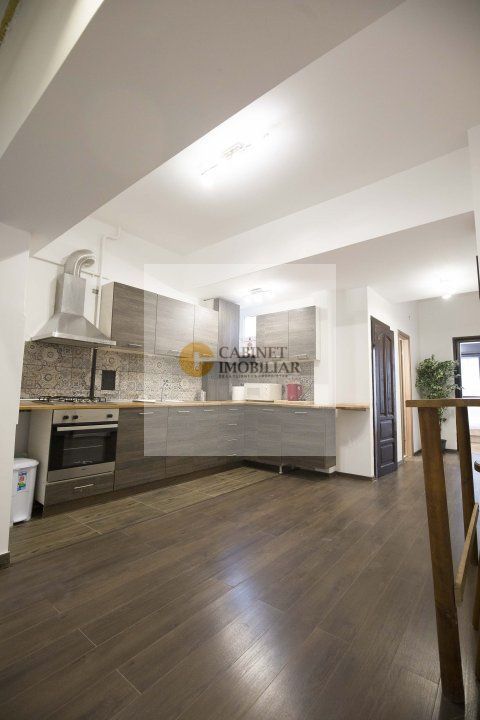 Apartament Central |  4 Camere  Spațiu Generos |  Ideal Investitie - Poză 7