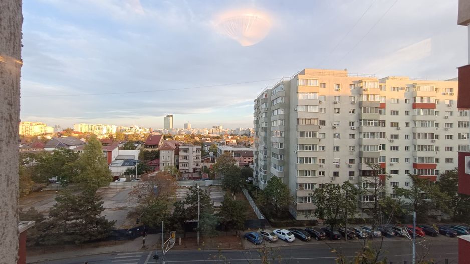 Inchiriem 2 camere complet renovat si mobilat zona 1 Mai - Poză 18