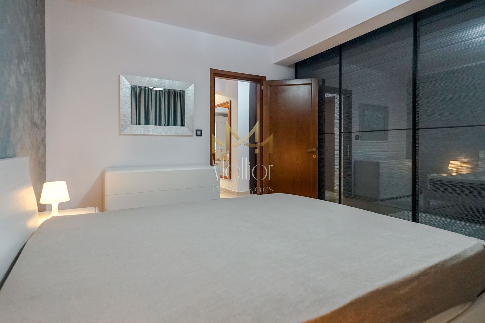 Ap spatios 4 camere, garaj, Andrei Muresanu, zona strazii Trifoiului - Poză 21