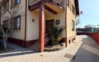 Casa vila in zona centrala - Poză 3