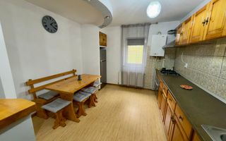 Apartament  2 camere de vanzare decomandat Vasile Aaron Sibiu - Poză 3