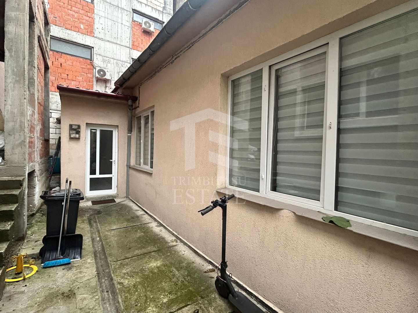 2 Camere Piata Constitutiei + Loc de Parcare - Poză 9