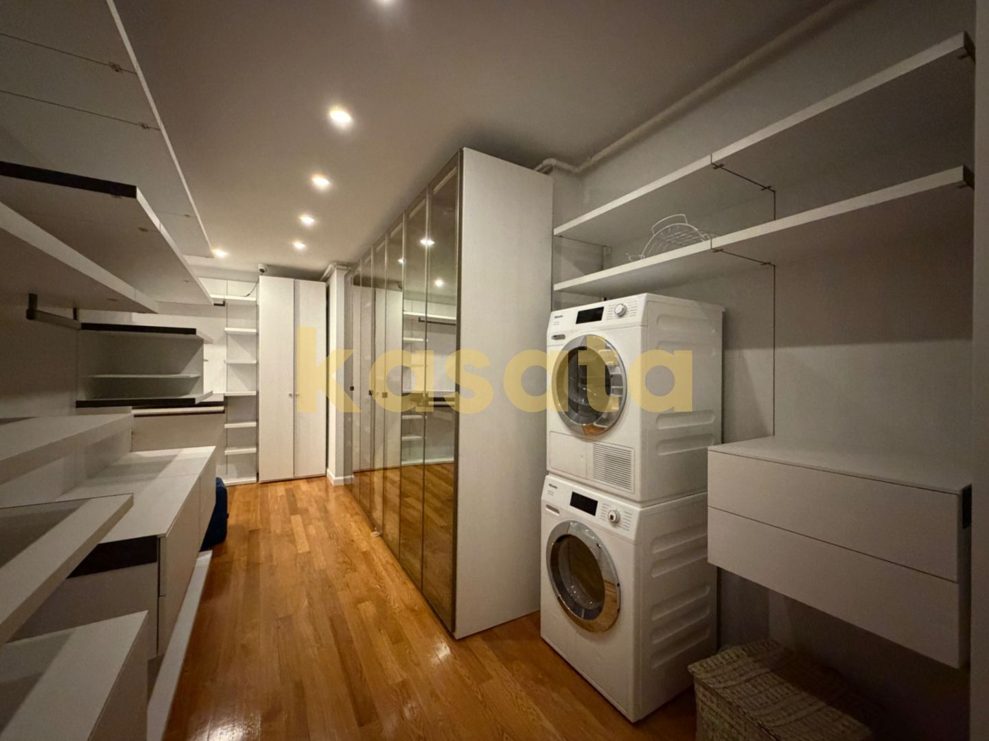 Apartament 4 camere | Premium | Upground | Panoramic Lake & City Views - Poză 29