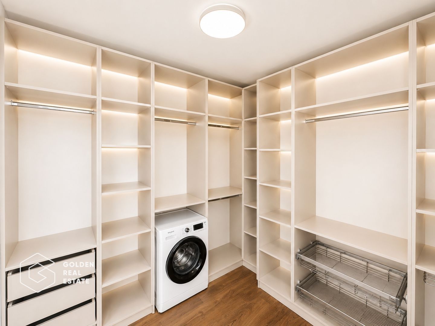 Apartament premium, zona Subcetate, 3 camere, 2 bai, loc parcare, sala, piscina - Poză 14