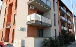 3 camere,  Giroc, la 10 min de Spitalul Judetean, loc parcare inclus - Poză 29