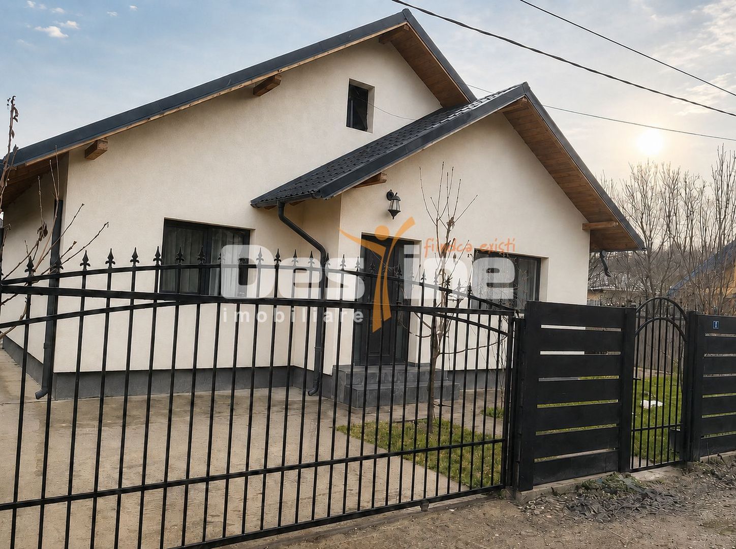 Casă LUNCA CETĂȚUII, 3 camere, decomandat, 82 mp, mansardă + parcare - Poză 2