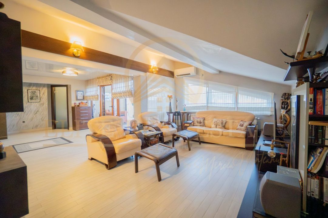 Inel II -Dezrobirii -  Vanzare apartament cu 4 camere - Poză 1