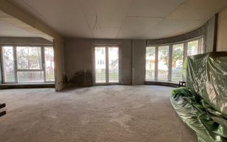 Casa la gri in Pipera  cu potential 1000 euro m2 - Poză 13