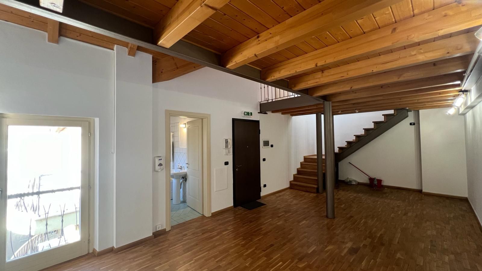 Spațiu de birouri de 80mp de închiriat în zona Ultracentral - Poză 18