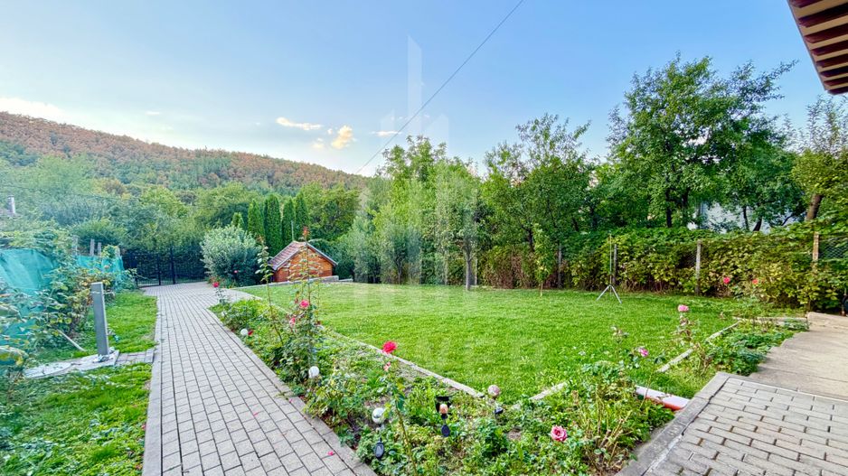 Casă de vacanță în Tocile - Poză 2