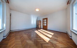Casă săsească de vânzare în Codlea - Brașov | Teren 749 mp - Poză 6