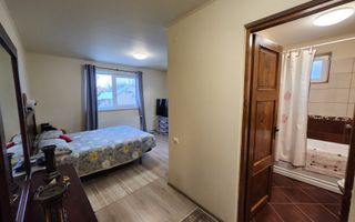 De vanzare casa 6 camere 8142 mp teren in Oarda de Sus - Poză 10