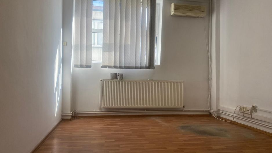 Oportunitate! Vanzare spatiu comercial in centrul orasului Targoviste! - Poză 4