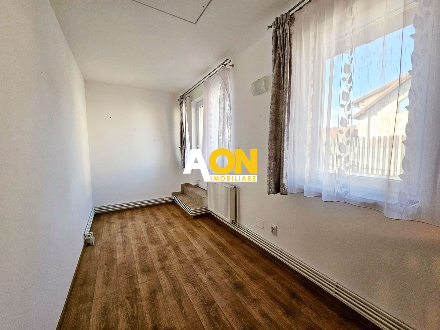 Penthouse 4 camere, mobilat, 100 mp utili + terasa 88 mp, ultracentral - Poză 15
