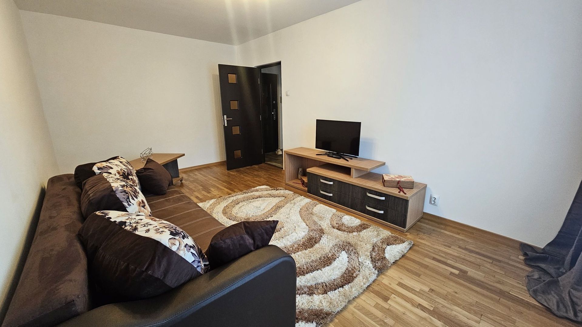 De inchiriat apartament cu 2 camere , Oltenitei sector4 - Poză 4