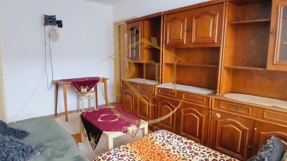Oferim spre vanzare un apartament cu 4 camere in zona Dacia - Poză 2