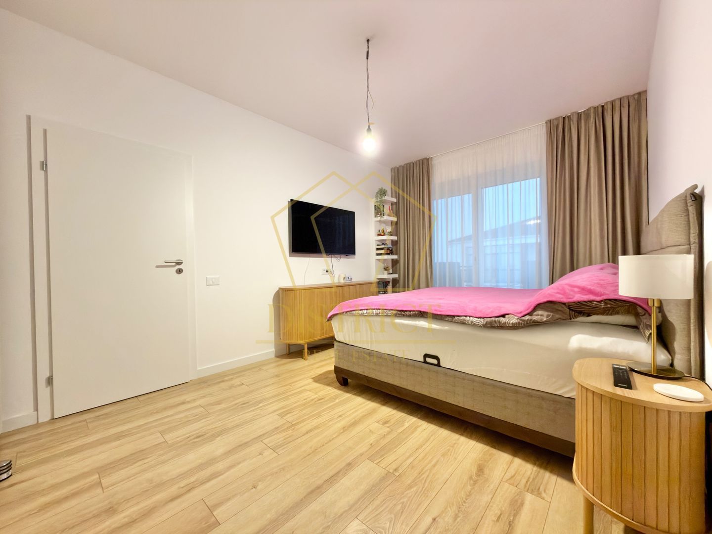 Apartament cu 2 camere decomandat 64 mp utili, lift in Giroc zona Planetelor. - Poză 3