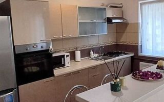 Giroc-Unitatea Militara | 2 Camere | Etaj 1 | Loc de parcare - Poză 2