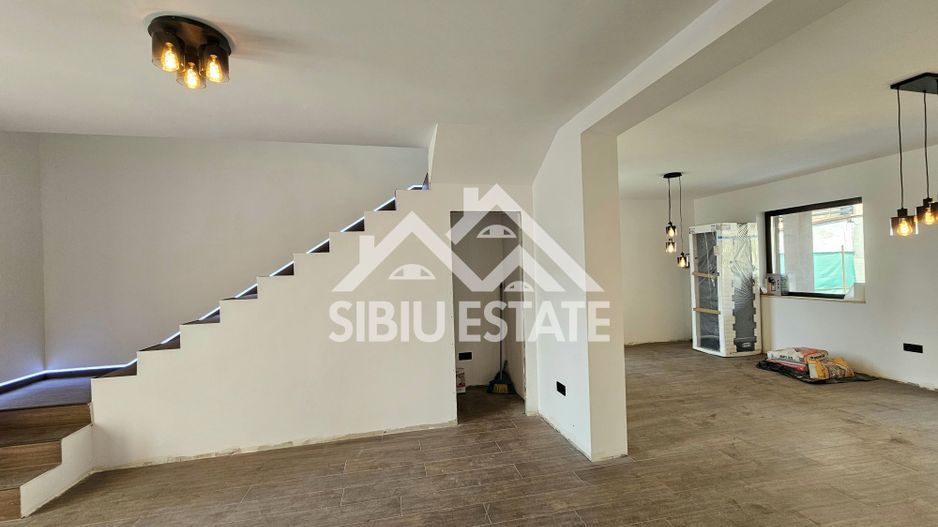 Casa noua 4 dormitoare Sibiu Sura Mica - Poză 22