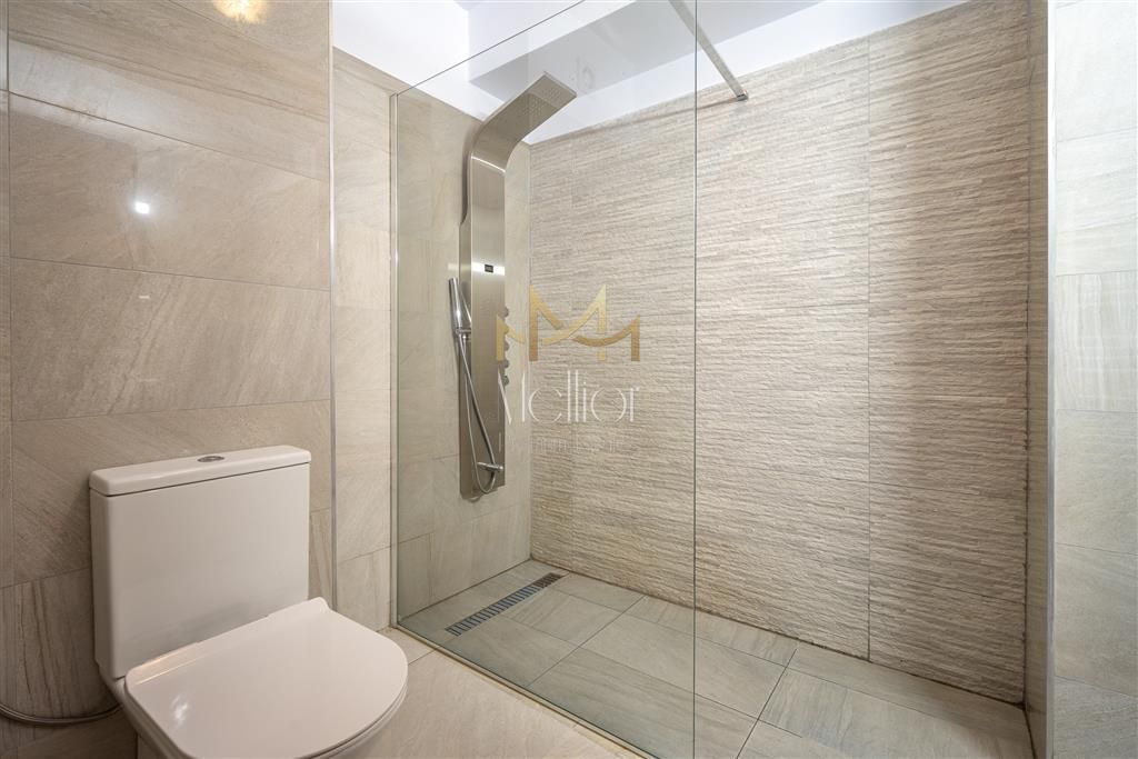 Apartament Superb cu 1 camera 40 mp zona Iulius Mall! - Poză 7