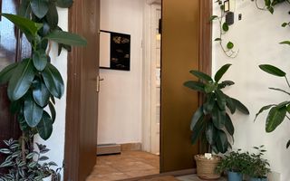 Apartament 4 camere potrivit pentru investitie, Piata Romana - Poză 7