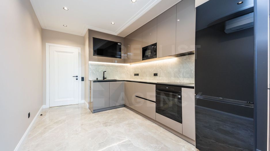 Vânzare, apartament 2 camere, 45 mp, str. Mircea cel Bătrân, Ciocana - Poză 1