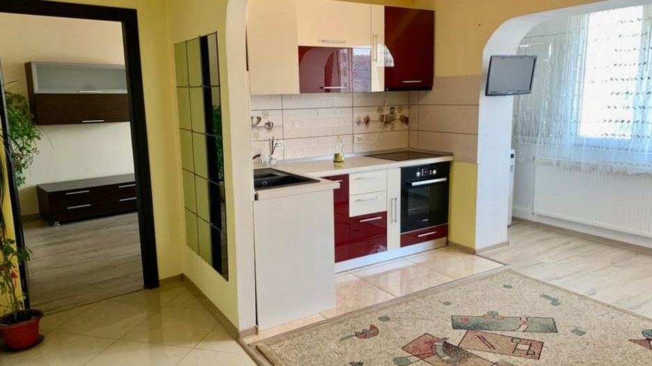 Inchiriere Apartament Ultracentral zona 1 Mai - Poză 3