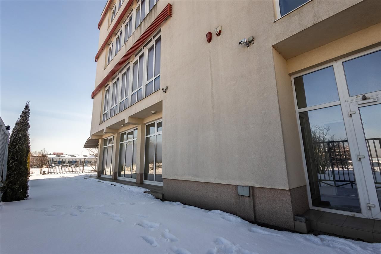 Spatiu in componenta si dotari apreciabile, birouri/ clinica, Calea Bucuresti - Poză 31