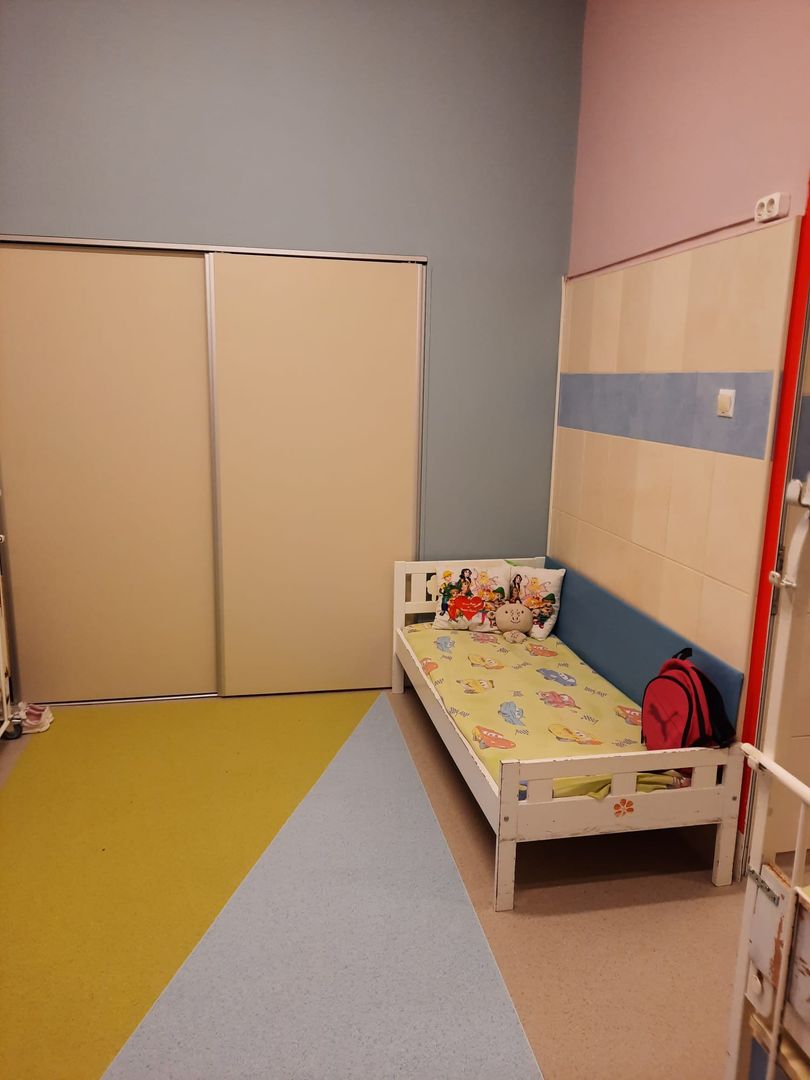 Proprietate versatilă, ideală pentru activități sociale, medicale sau - Poză 6