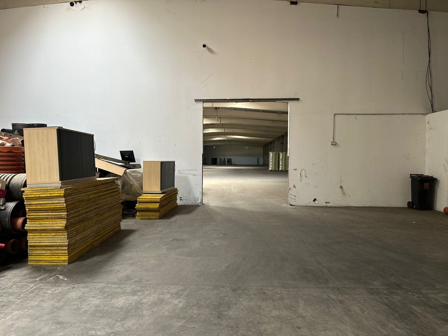 Spatiu depozitare - logistica 2.519 mp si birouri Chiajna A1 - Poză 38